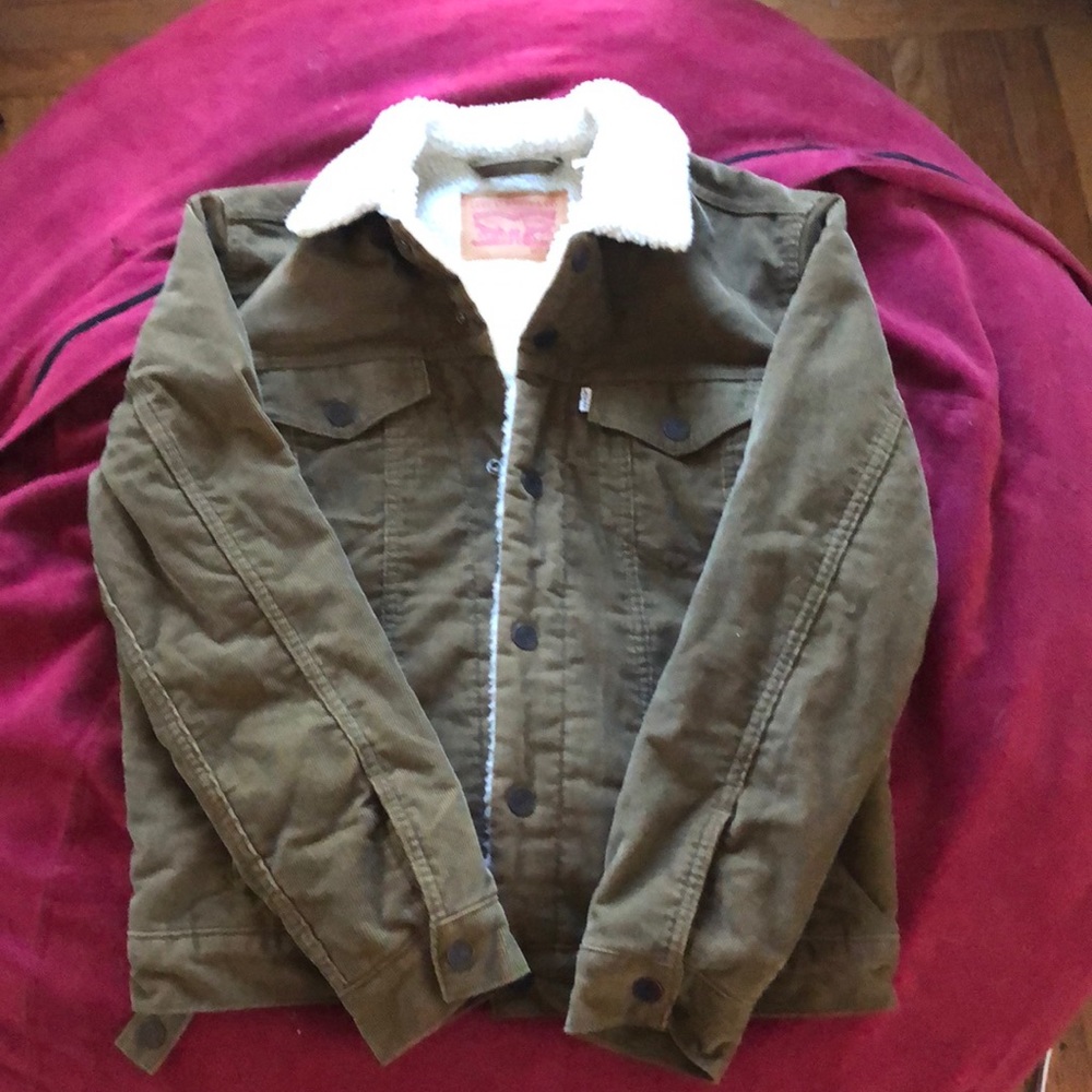 Levi’s corduroy Sherpa-lined jacket